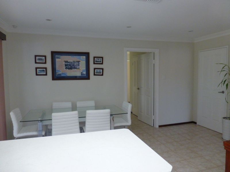 18 Essington Street, Huntingdale WA 6110