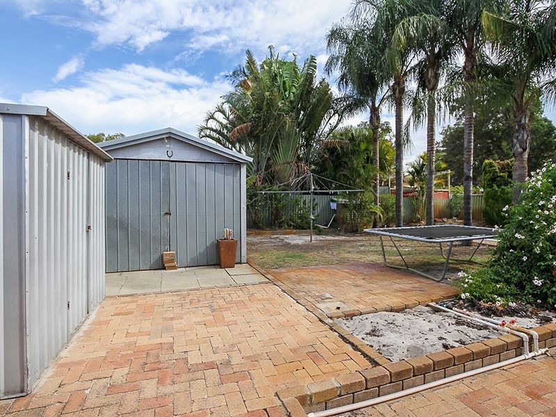 12 Grainger Way, Thornlie WA 6108