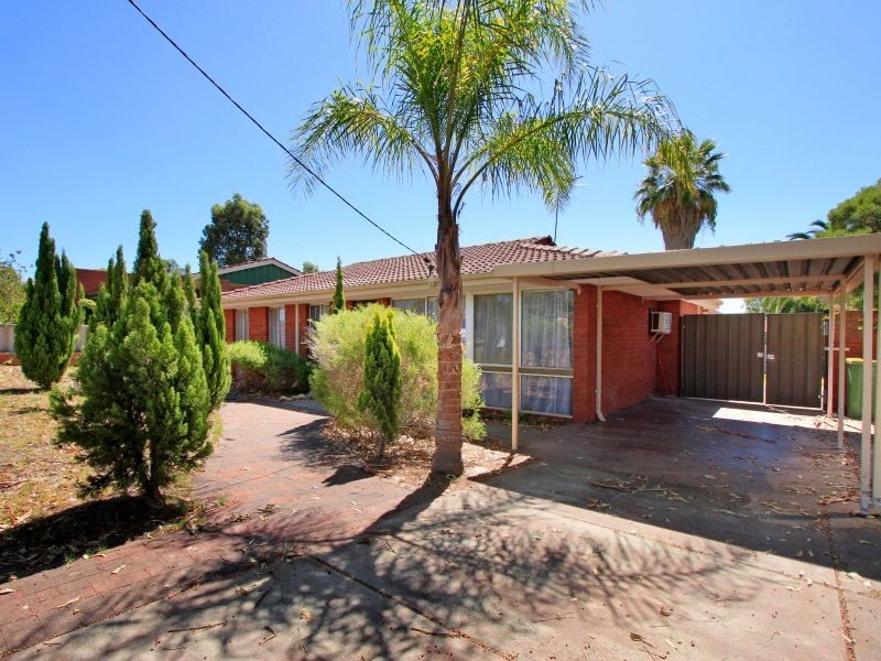 43 Ovens Road, Thornlie WA 6108
