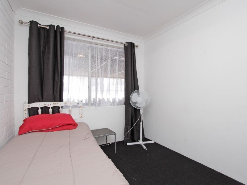 43 Ovens Road, Thornlie WA 6108