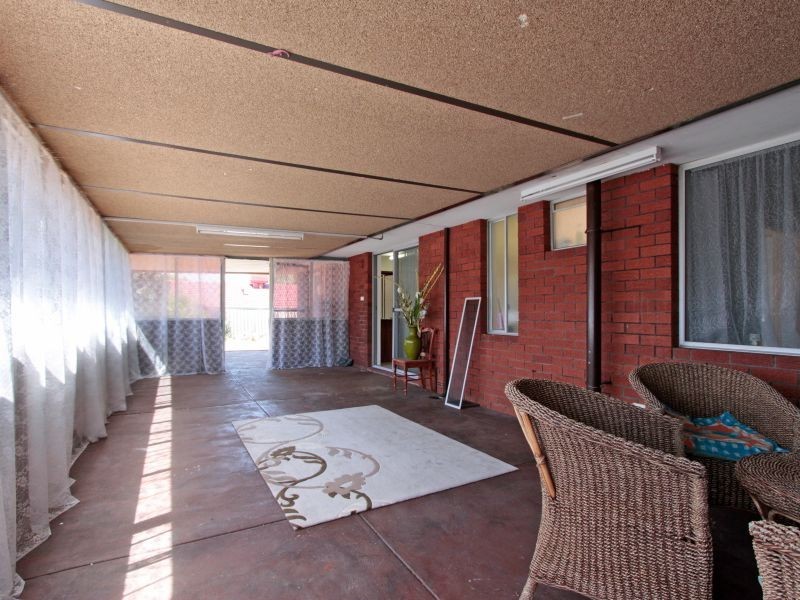 43 Ovens Road, Thornlie WA 6108