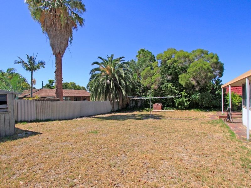 43 Ovens Road, Thornlie WA 6108