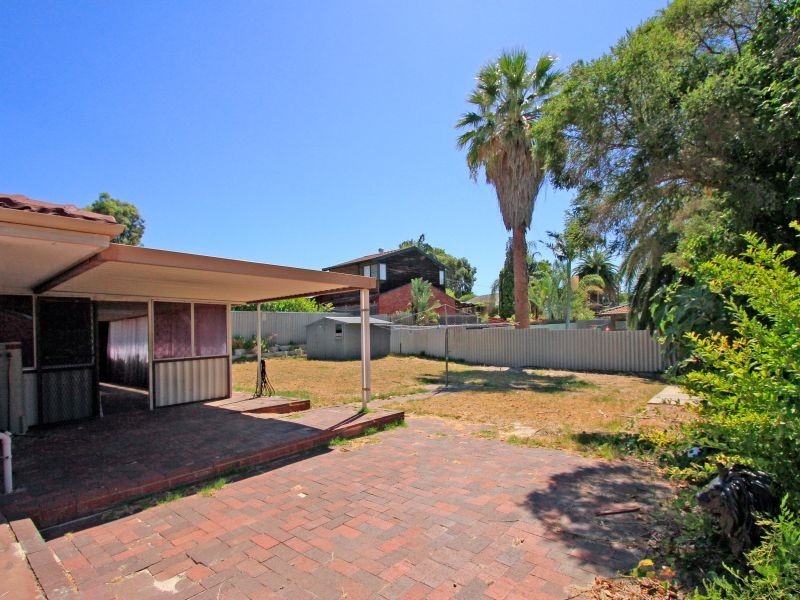 43 Ovens Road, Thornlie WA 6108