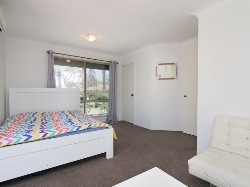 7 Stonecreek Close, Thornlie WA 6108