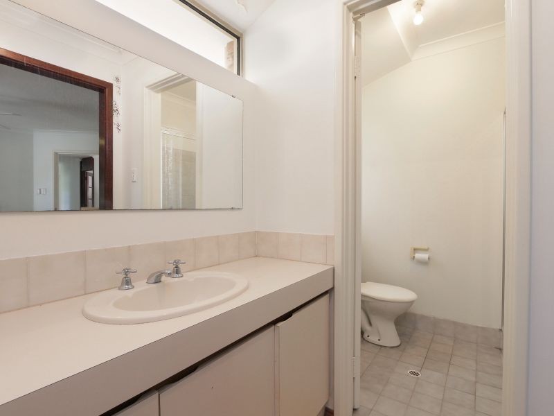 7 Stonecreek Close, Thornlie WA 6108