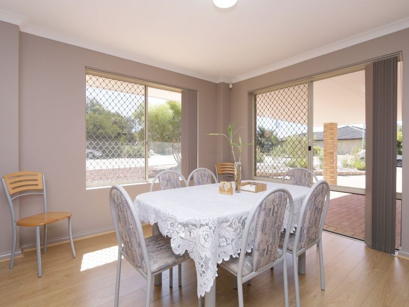 8 Chartwell Place, Leeming WA 6149