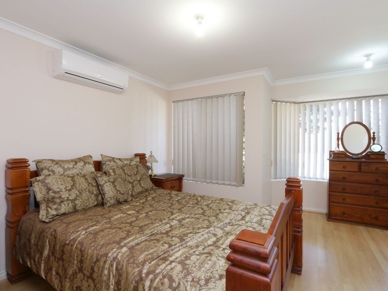 8 Chartwell Place, Leeming WA 6149