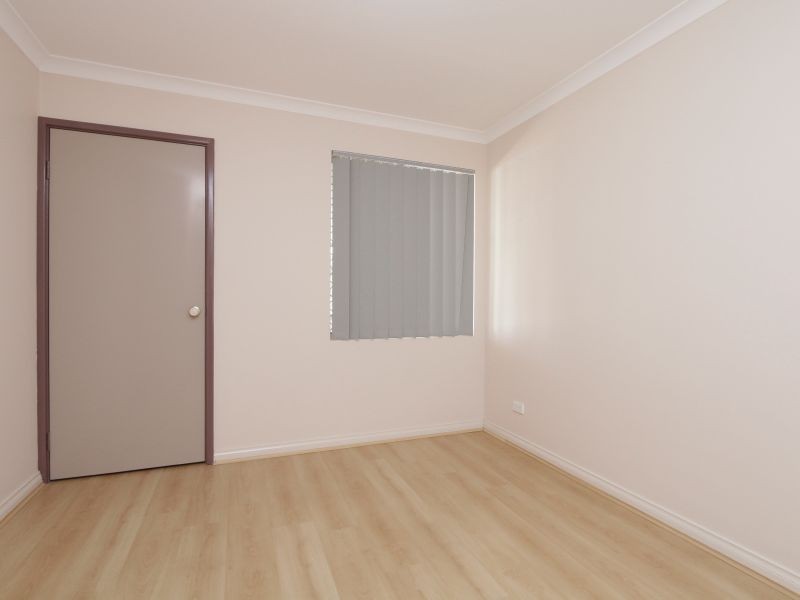 8 Chartwell Place, Leeming WA 6149
