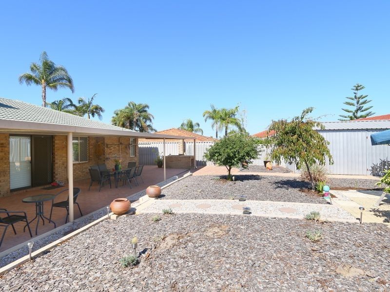 8 Chartwell Place, Leeming WA 6149