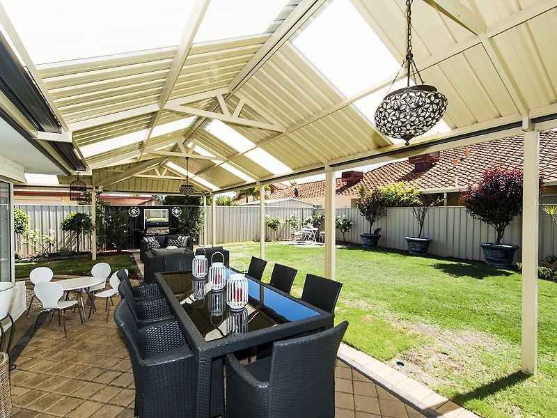 38 Central Park Avenue, Canning Vale WA 6155