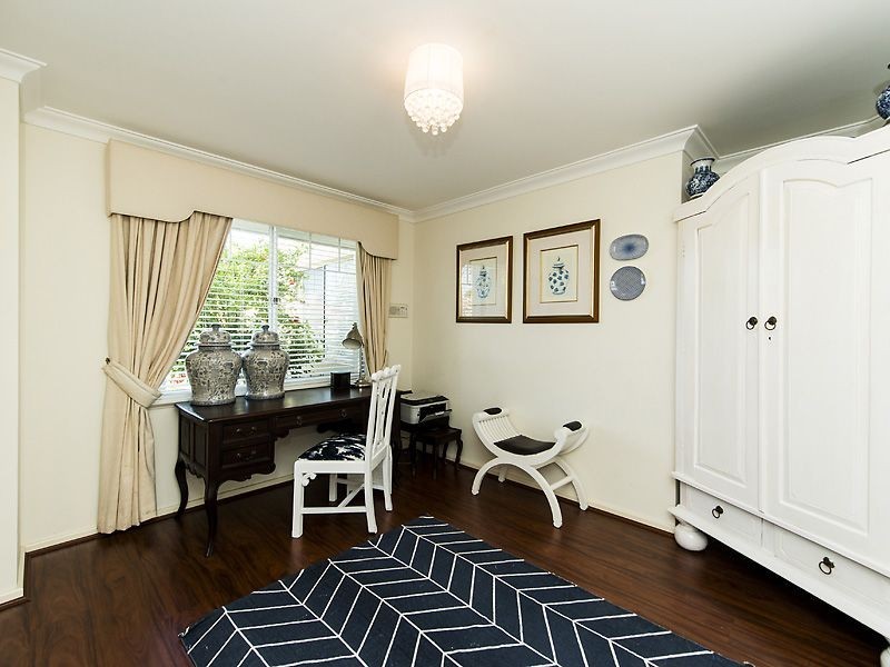 38 Central Park Avenue, Canning Vale WA 6155