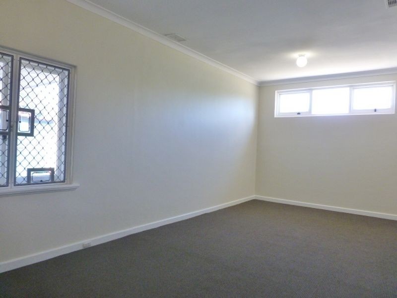 21A Wynyard Way, Thornlie WA 6108