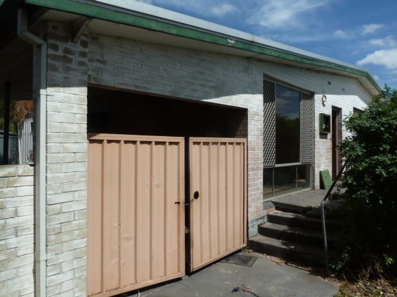 13 Eudoria Street, Gosnells WA 6110