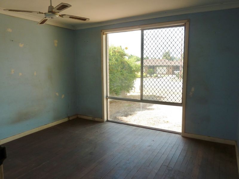 13 Eudoria Street, Gosnells WA 6110