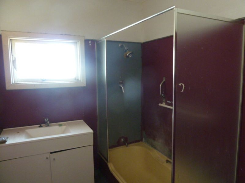 13 Eudoria Street, Gosnells WA 6110