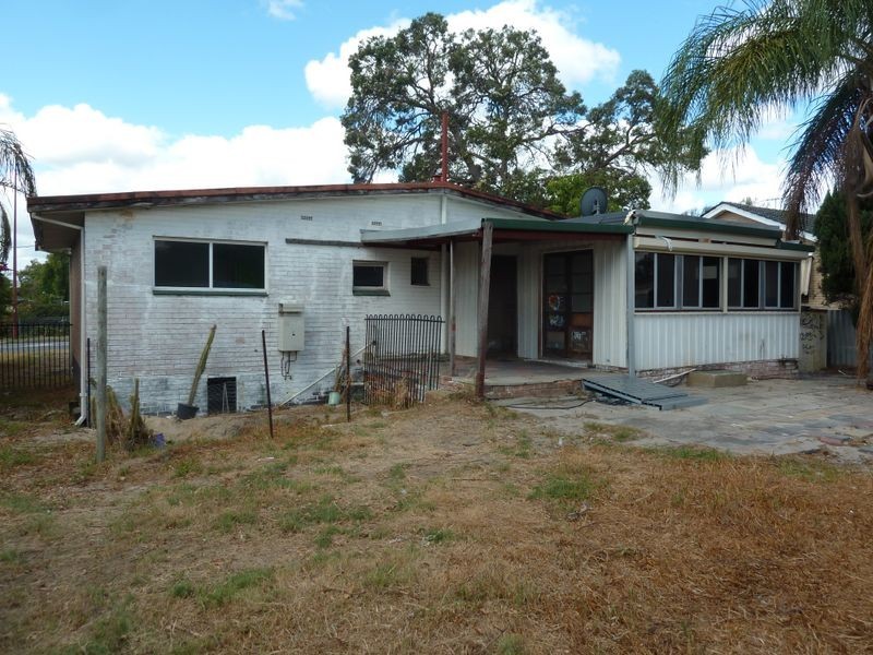 13 Eudoria Street, Gosnells WA 6110