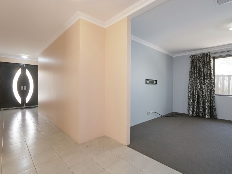 10 Jinan Road, Huntingdale WA 6110