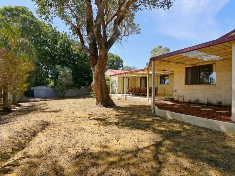 6 Lovegrove Court, Byford WA 6122