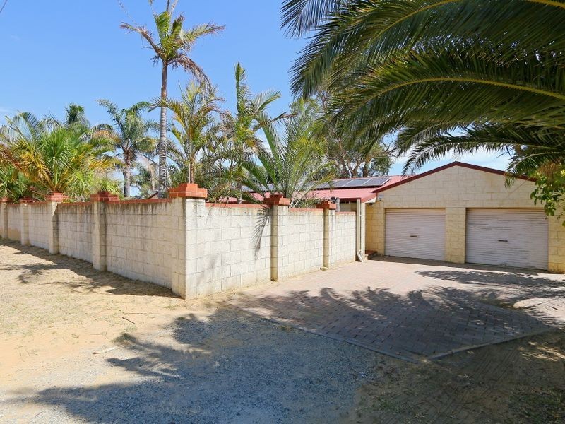 6 Lovegrove Court, Byford WA 6122