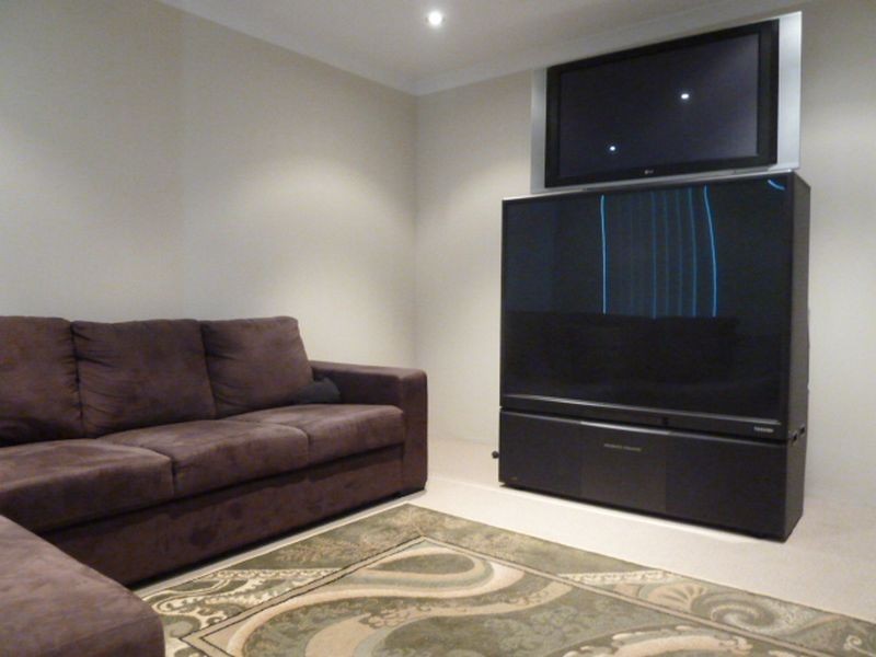 81 Kawana Avenue, Maddington WA 6109