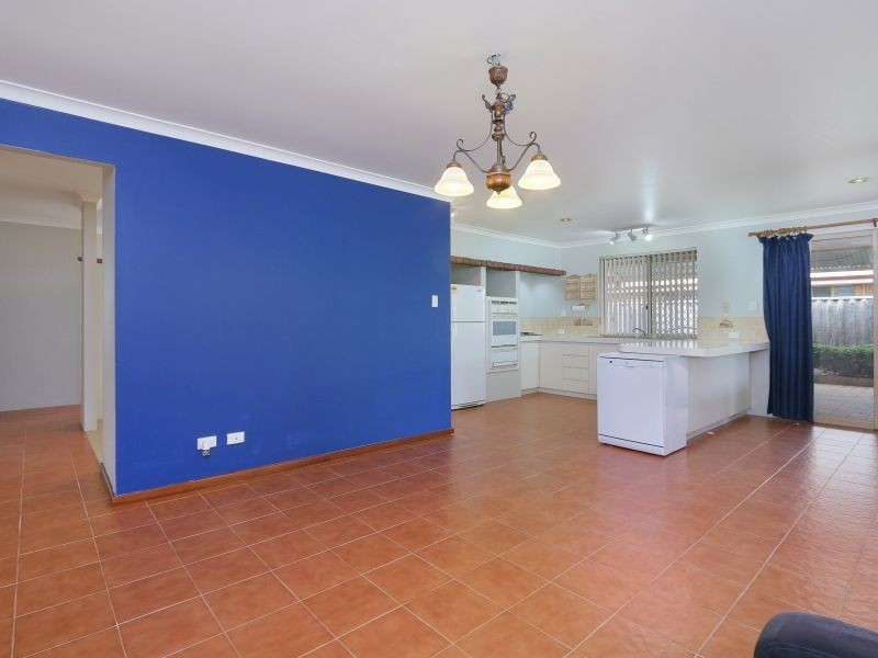 20 Tea Tree Way, Thornlie WA 6108
