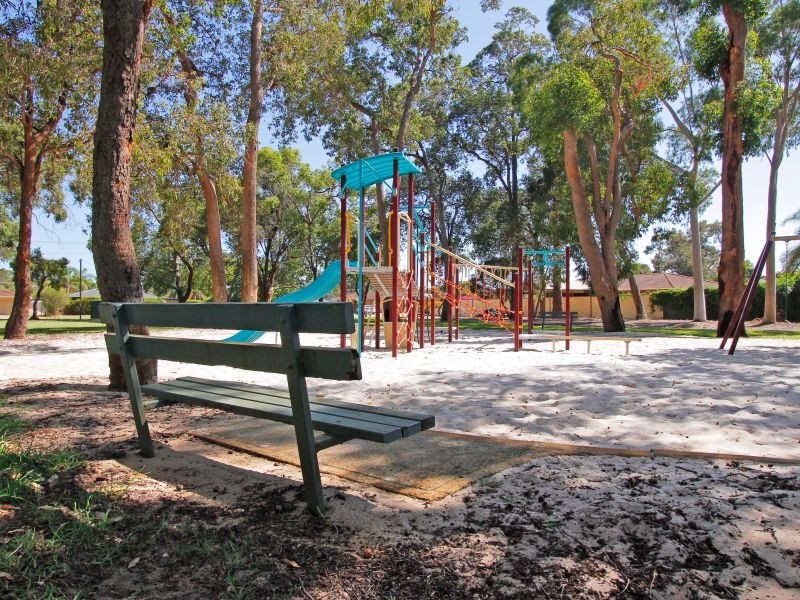 51 Balfour Street, Huntingdale WA 6110