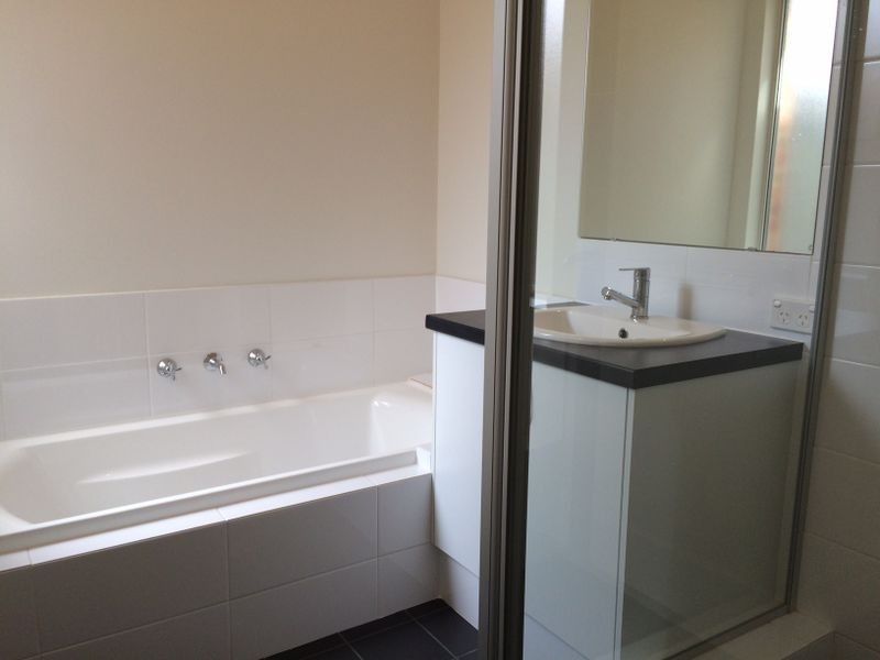 17A Calvert Loop, Hilbert WA 6112