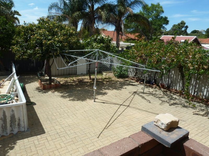 166 Forrest Road, Hamilton Hill WA 6163