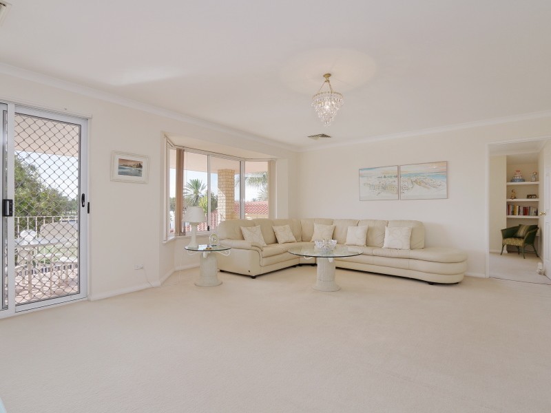 28 West End Parade, Canning Vale WA 6155