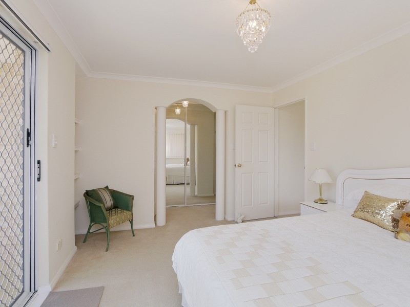 28 West End Parade, Canning Vale WA 6155