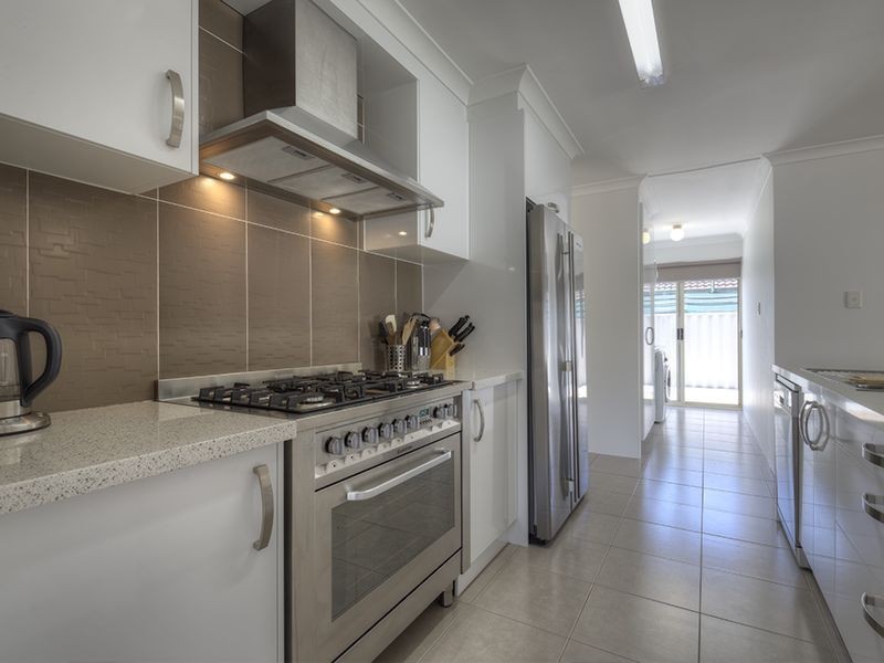 3 Carakine Grove, Thornlie WA 6108