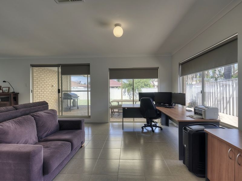 3 Carakine Grove, Thornlie WA 6108