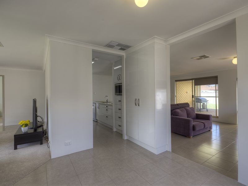 3 Carakine Grove, Thornlie WA 6108