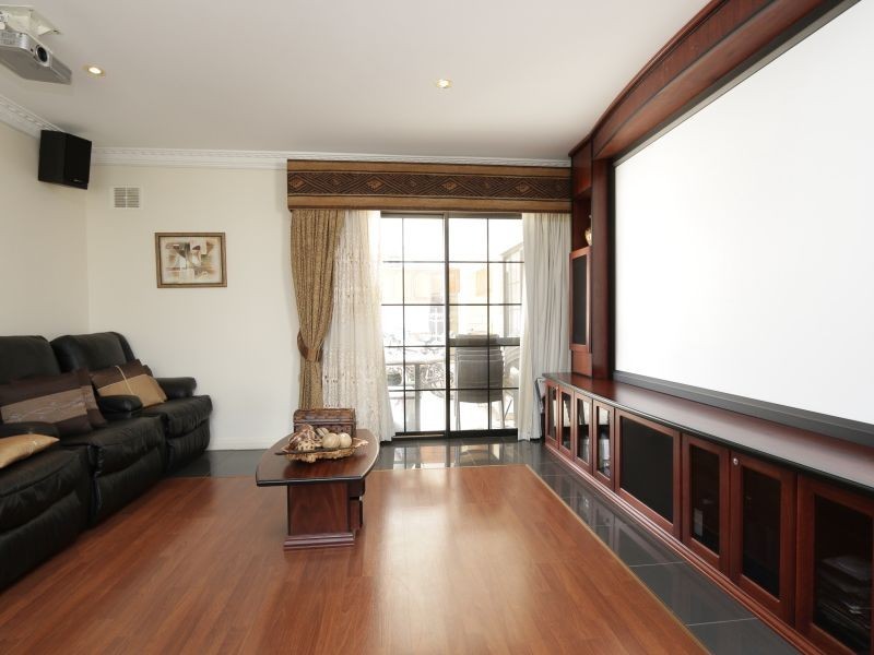 9 Baychester Circle, Canning Vale WA 6155