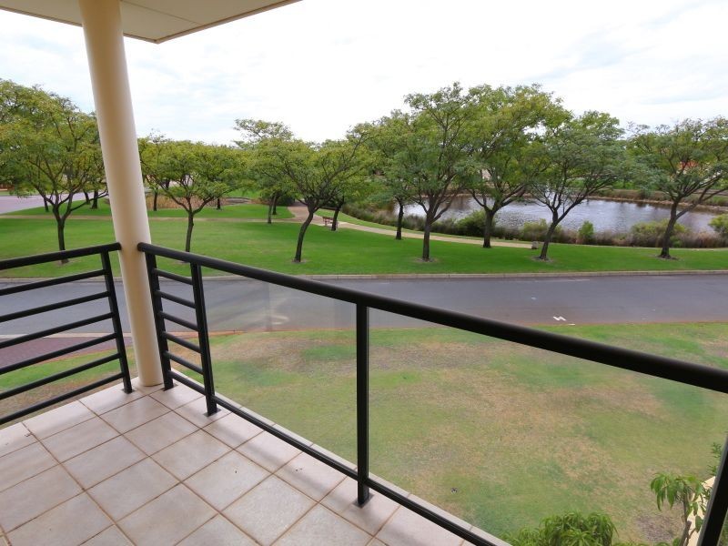 9 Baychester Circle, Canning Vale WA 6155