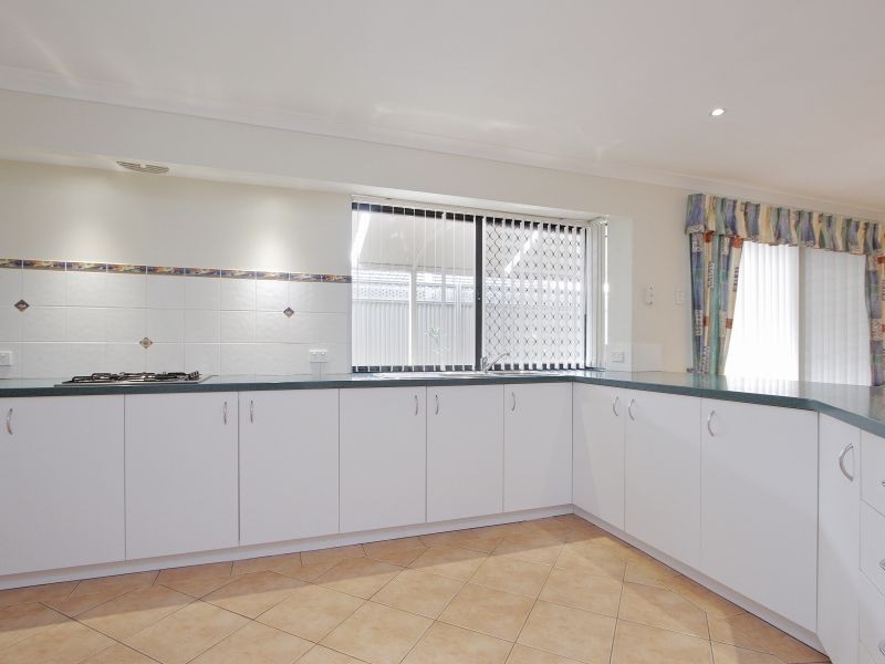 16 Silkwood Street, Southern River WA 6110