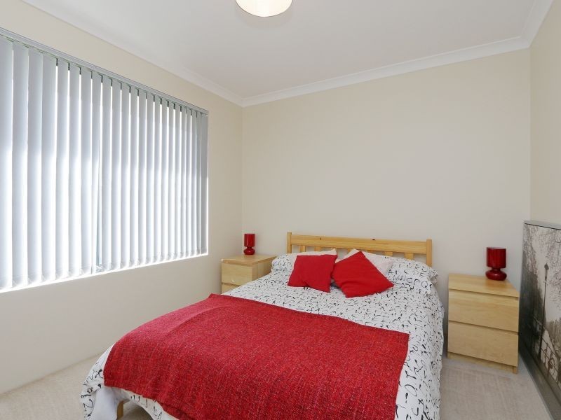 90 Lauterbach Drive, Gosnells WA 6110