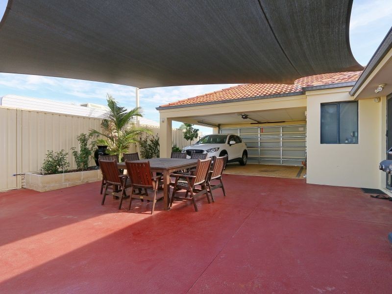 90 Lauterbach Drive, Gosnells WA 6110