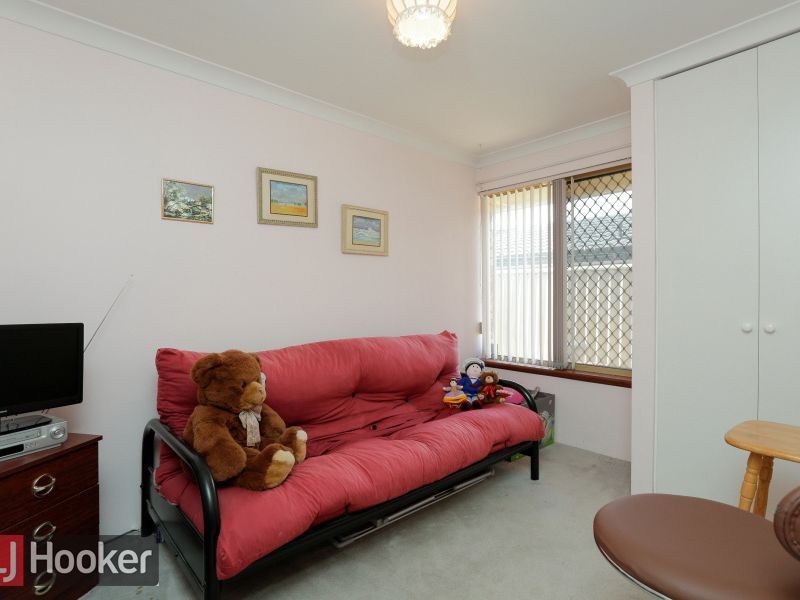 21 Malone Court, Thornlie WA 6108