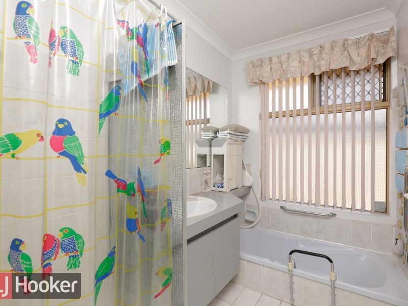 21 Malone Court, Thornlie WA 6108
