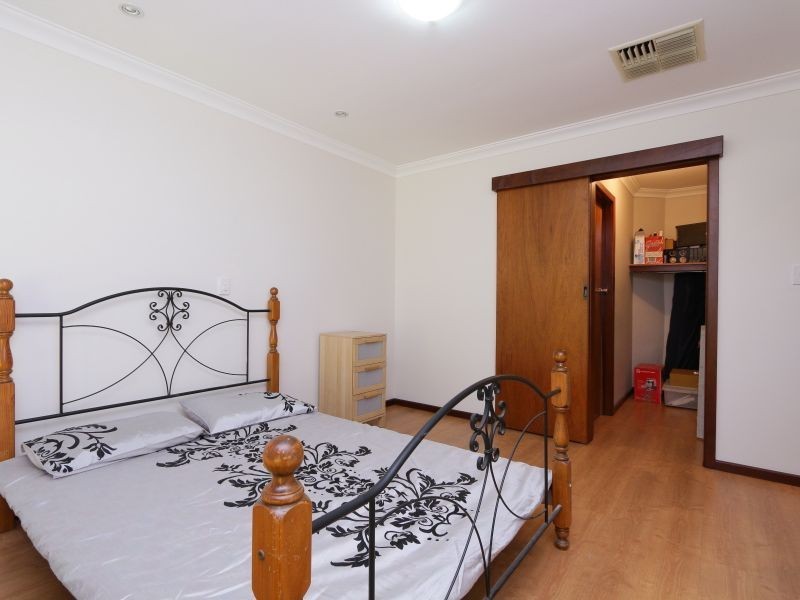 37 Lester Drive, Thornlie WA 6108