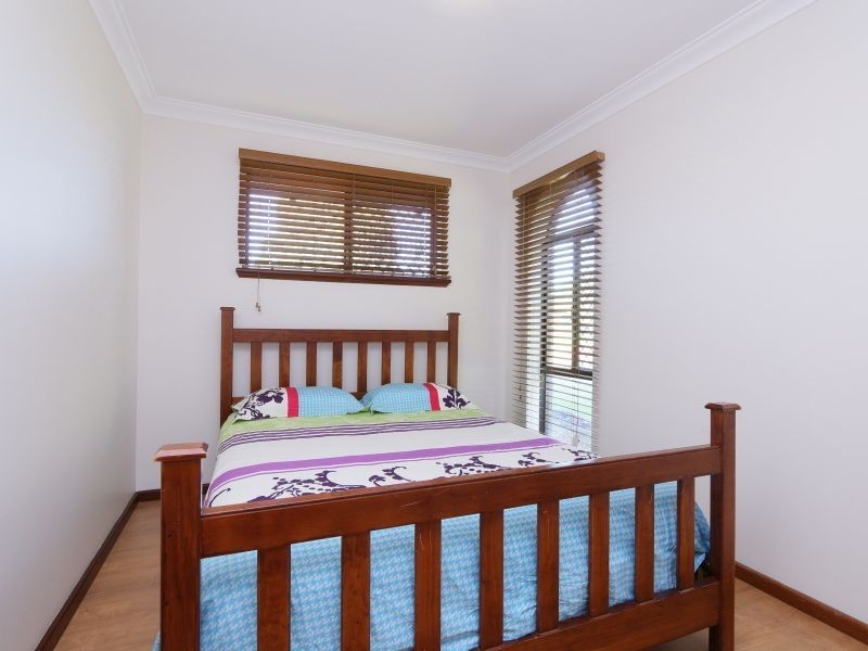 37 Lester Drive, Thornlie WA 6108