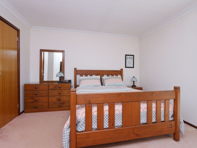 37 Lester Drive, Thornlie WA 6108