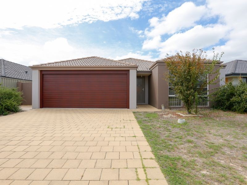 8 Cornforth Way, Piara Waters WA 6112
