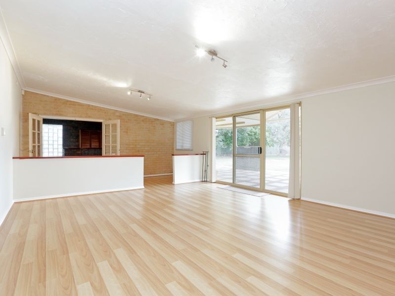 22 Pegus Street, Thornlie WA 6108