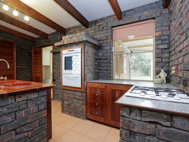 22 Pegus Street, Thornlie WA 6108