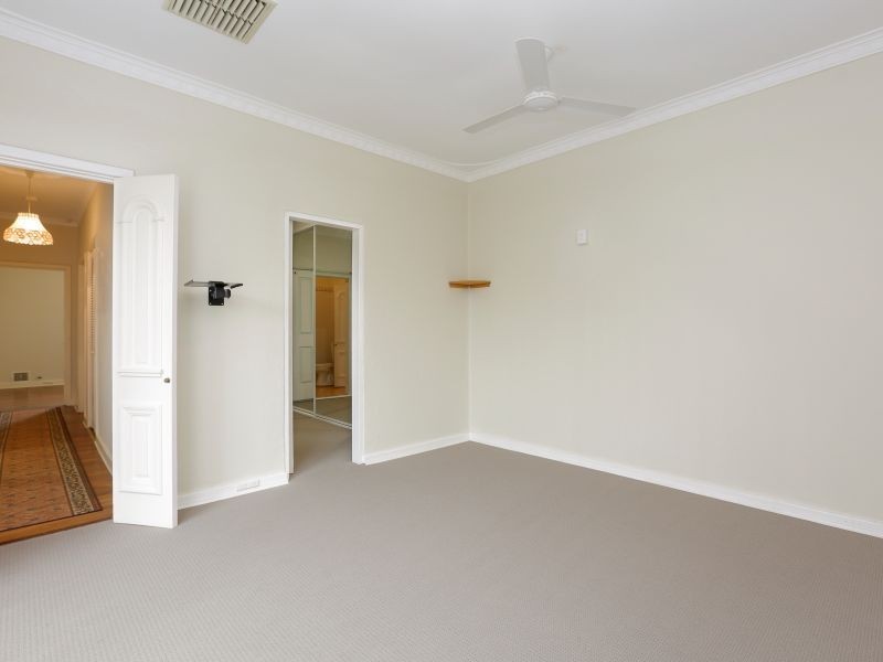 22 Pegus Street, Thornlie WA 6108