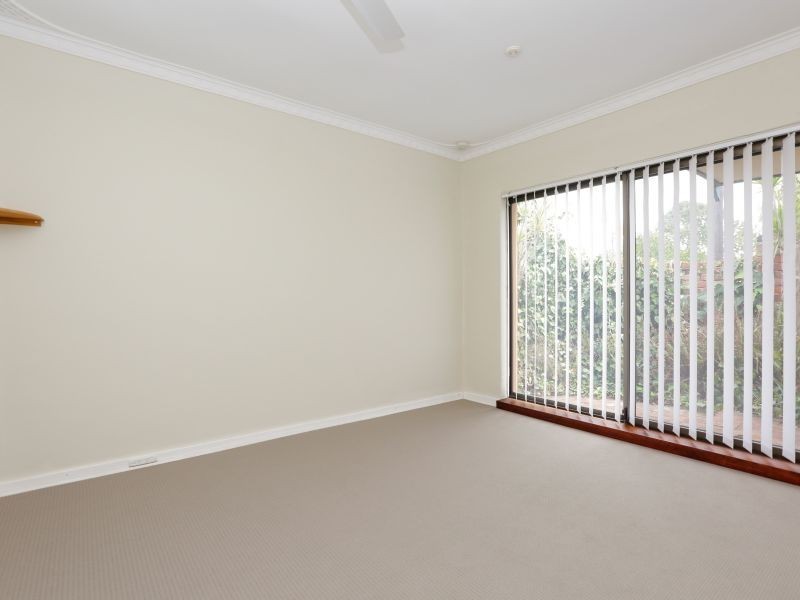 22 Pegus Street, Thornlie WA 6108