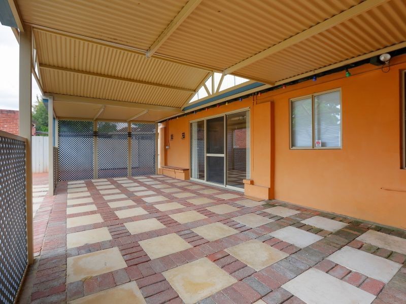 22 Pegus Street, Thornlie WA 6108