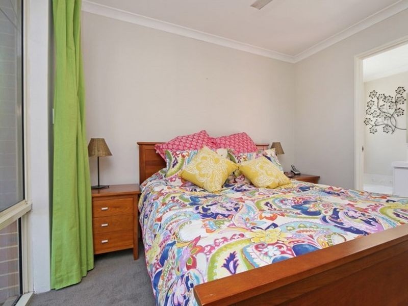 5 Woodhouse Circuit, Canning Vale WA 6155